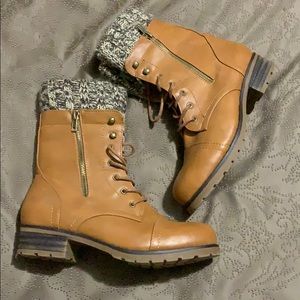 Medium brown boots